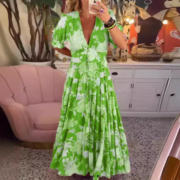 אבירה שמלה פרחונית עם צווארון V